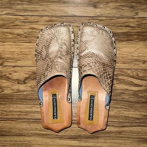 Claudia Cuiti-Python gold design w/ gold accents solid wood Italian clog EU 36